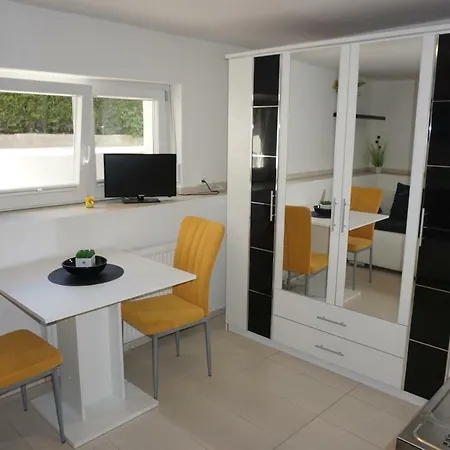 Daire Souterraine-findlinge